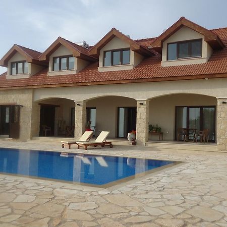 Agios Athanasios Petralona Apartment الغرفة الصورة