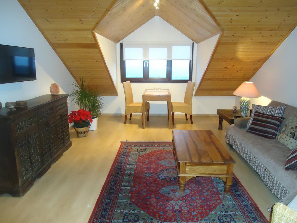 Agios Athanasios Petralona Apartment المظهر الخارجي الصورة