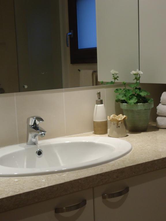 Agios Athanasios Petralona Apartment الغرفة الصورة