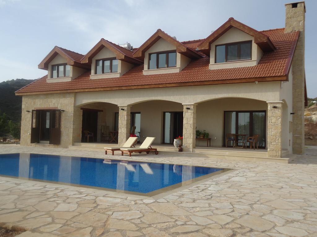 Agios Athanasios Petralona Apartment الغرفة الصورة